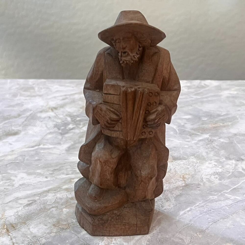 Hand Carved Wooden Figure Bearded Man Playing Accordion 8.5" Tall Folk Art - Picture 2 of 16